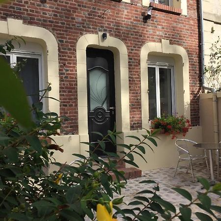 La Villa Des Remparts Lisieux Εξωτερικό φωτογραφία